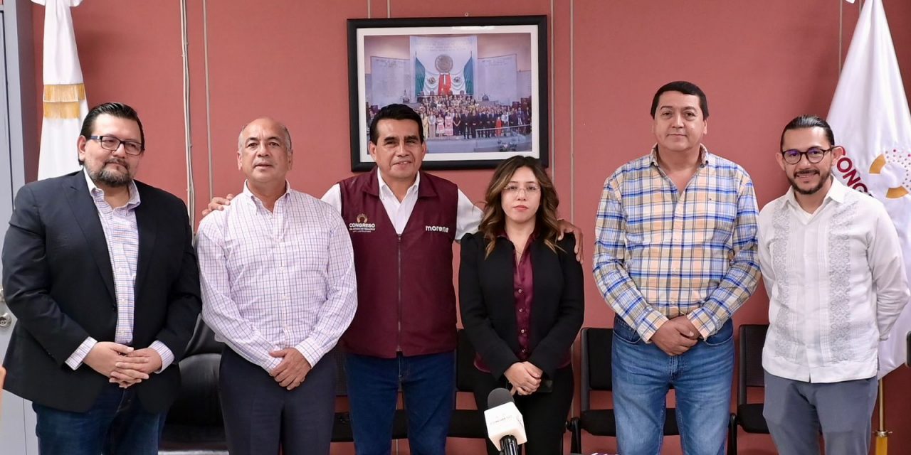 Donan diputadas y diputados un mes de salario a damnificados