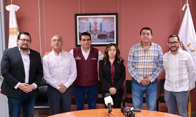 Donan diputadas y diputados un mes de salario a damnificados