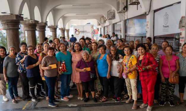 Una gran afluencia tuvo este jueves la Jornada Multidisciplinaria que realiza cada semana la síndica única, Mtra. Beatriz Piña Vergara.