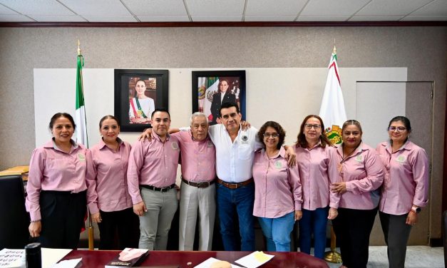 Logra diputado Esteban Bautista seguridad social para trabajadores del estado