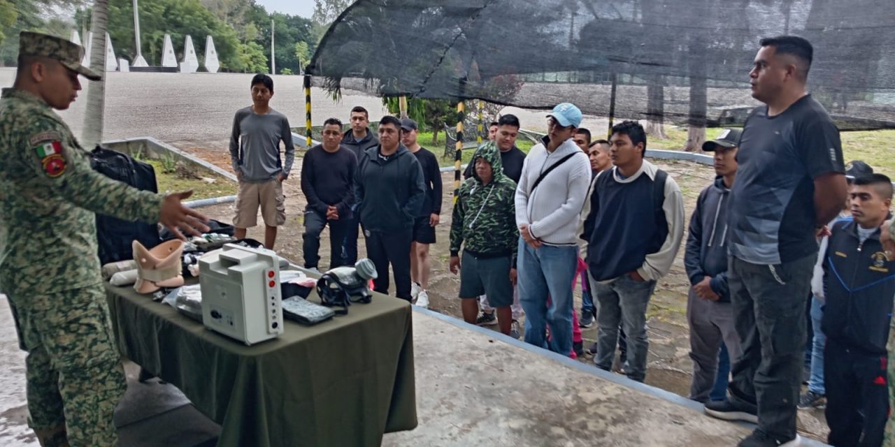 EL EJÉRCITO MEXICANO FORTALECE LAZOS CON LA COMUNIDAD