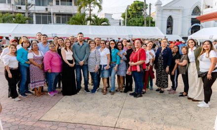 Tuxpan impulsa el comercio local con la inauguración del Bazar 14 de Febrero