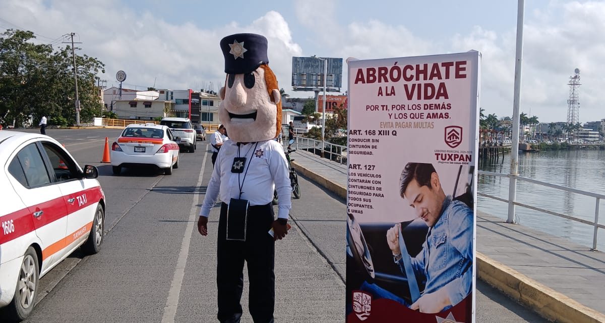 Realizan campaña del uso del casco Dirección de Tránsito Municipal