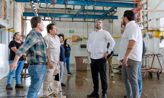 Mantener el orden administrativo y fortalecer la infraestructura del Rastro Municipal es prioridad en Tuxpan: alcalde