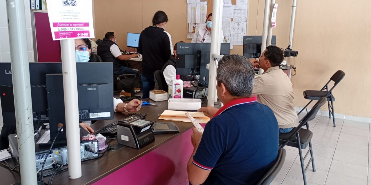 Invitan a renovar la credencial 2025