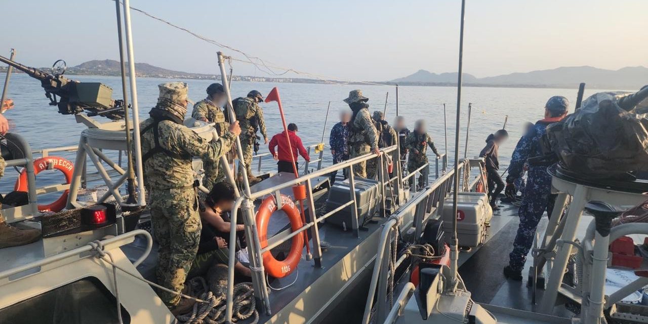 Marina en coordinación interinstitucional, detiene a ocho personas y aseguran armamento, equipo táctico y de radiocomunicación