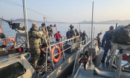 Marina en coordinación interinstitucional, detiene a ocho personas y aseguran armamento, equipo táctico y de radiocomunicación