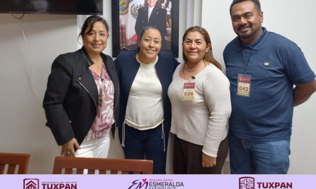 Regidora tercera busca gestión y apoyo para las escuelas de Tuxpan