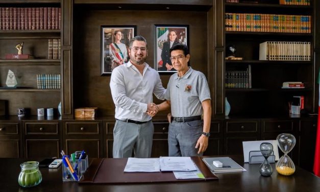 El edificio “DELMAR” se pinta y Tuxpan se sigue embelleciendo