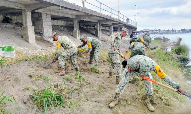 EJÉRCITO MEXICANO Y GUARDIA NACIONAL FORTALECEN LA RECUPERACIÓN DE ESPACIOS PÚBLICOS EN TUXPAN