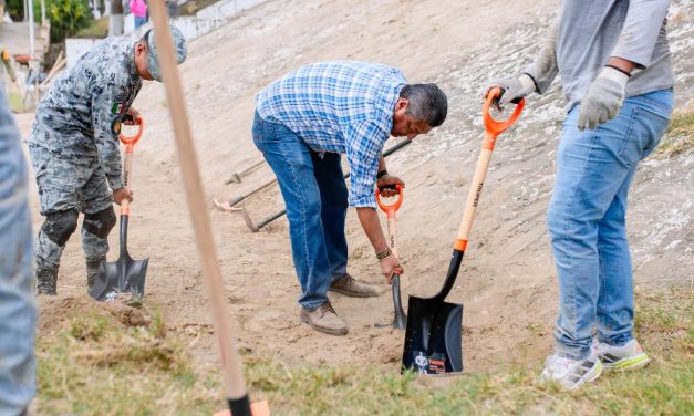 Gobierno municipal realiza jornada de limpieza a orillas del río Tuxpan
