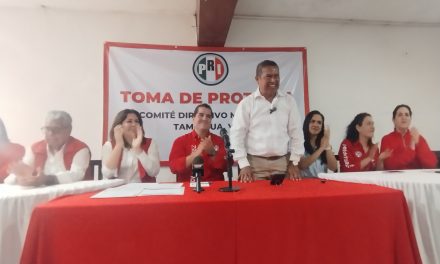 Martín Cristóbal Cruz formaliza su registro como candidato a la alcaldía de Tamiahua