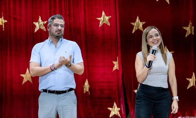 Tuxpan inicia festejos del Día de la Niña y el Niño con función especial de circo