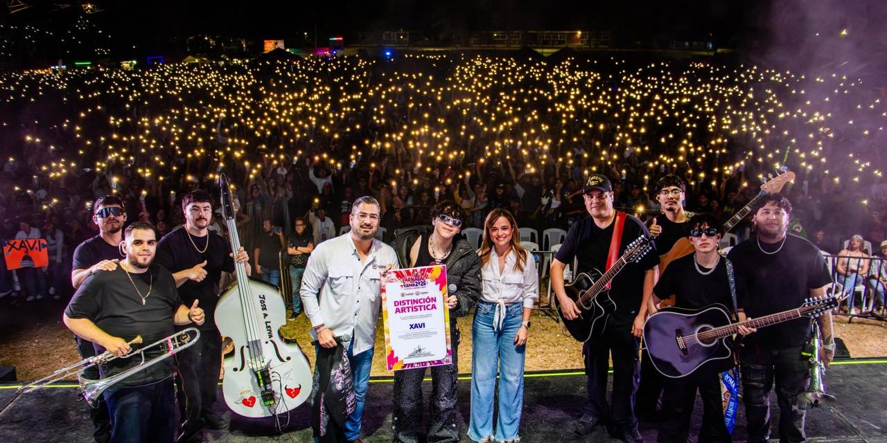 Nuevo récord, Tuxpan reúne a 50 mil personas con Xavi culminando los paseos del Carnaval Tuxpan 2026