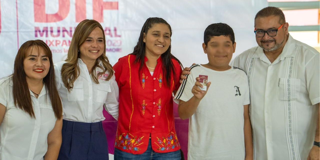Tuxpan fortalece la inclusión con entrega de credenciales de discapacidad