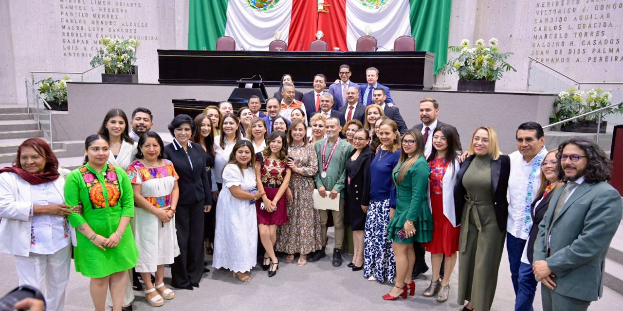 Entrega Congreso a Roberto Mora Gallardo la Medalla al Mérito Ambiental 2026