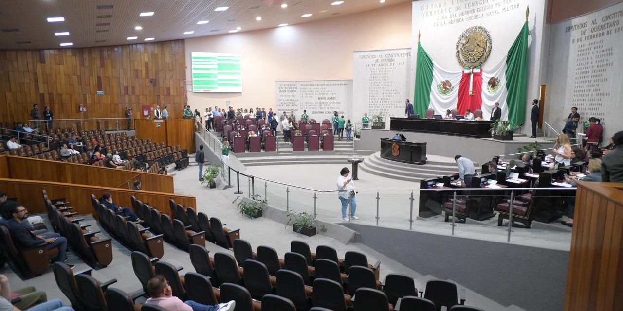 Incorpora Congreso el delito de acecho a legislación de Veracruz