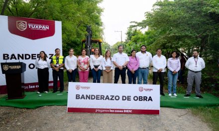 Gobierno de Tuxpan da banderazo de inicio a la primera de 46 obras programadas para este año