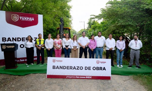 Gobierno de Tuxpan da banderazo de inicio a la primera de 46 obras programadas para este año