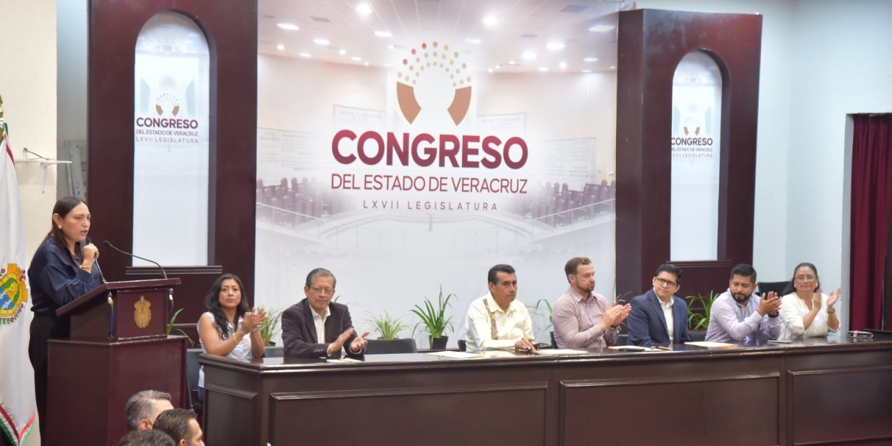 Entrega Congreso 156 Distintivos de Excelencia en Planeación Municipal 2026-2029