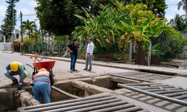 Continúa programa de limpieza manual de drenes