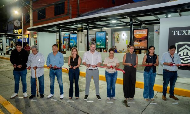 Ayuntamiento de Tuxpan inaugura nuevas paradas de autobuses Centro 01 y Centro 02