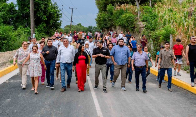 Ayuntamiento inaugura histórica pavimentación que conecta a Los Mangos y Niños Héroes en Alto Lucero