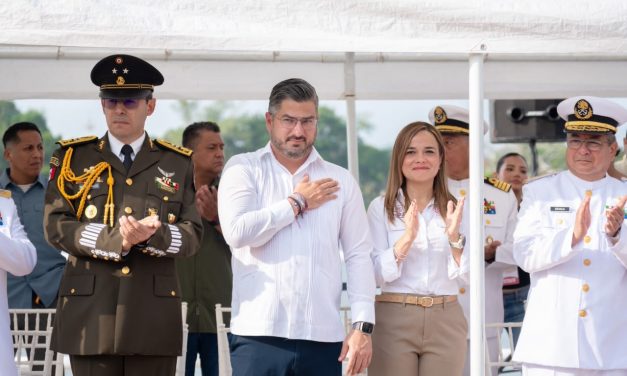 Tuxpan conmemora el 216 Aniversario de la Independencia de México con desfile cívico-militar