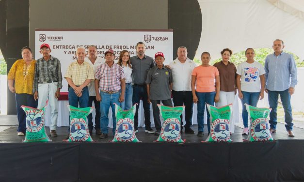 Más apoyos y maquinaria fortalecen al campo tuxpeño